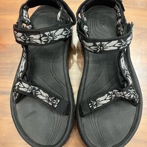 TEVA sandal